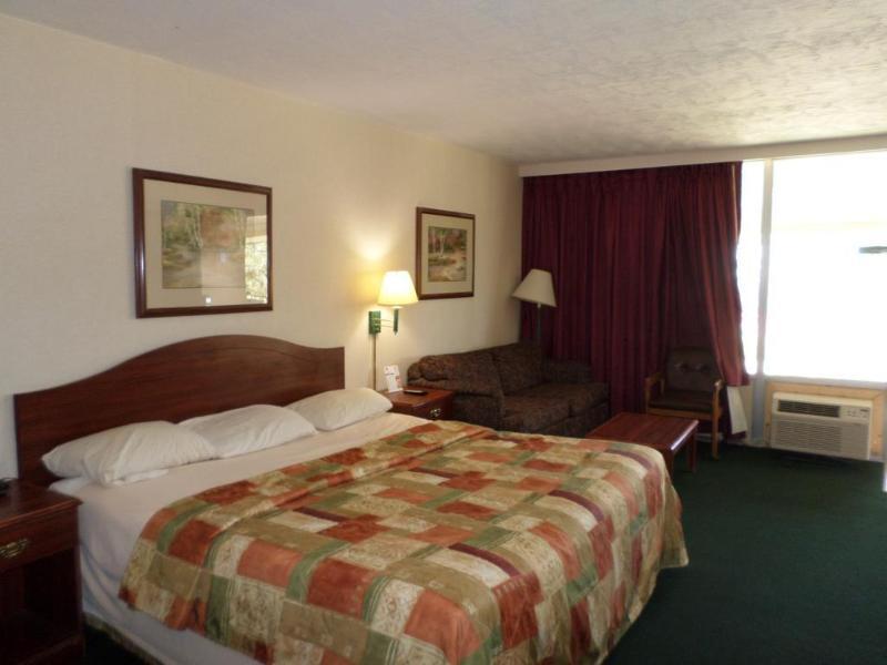 Travelodge By Wyndham Hotel 2*