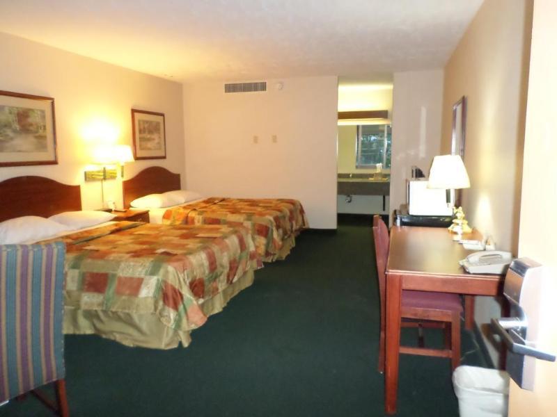 Travelodge By Wyndham Hotel