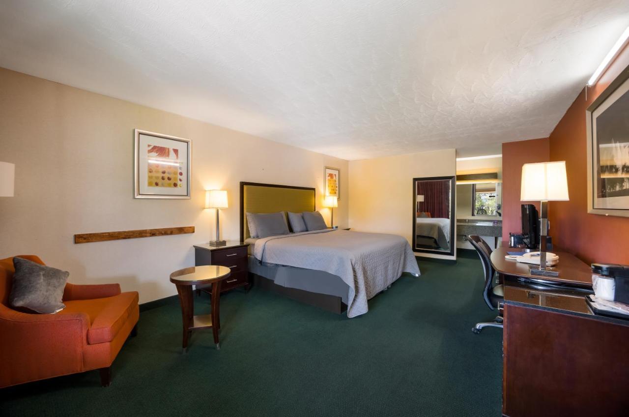 Hotel Travelodge By Wyndham Oakley