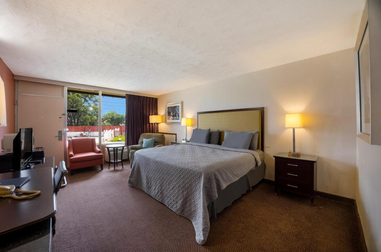 Travelodge By Wyndham 2* Oakley