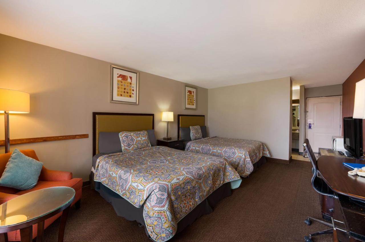 Travelodge By Wyndham 2*