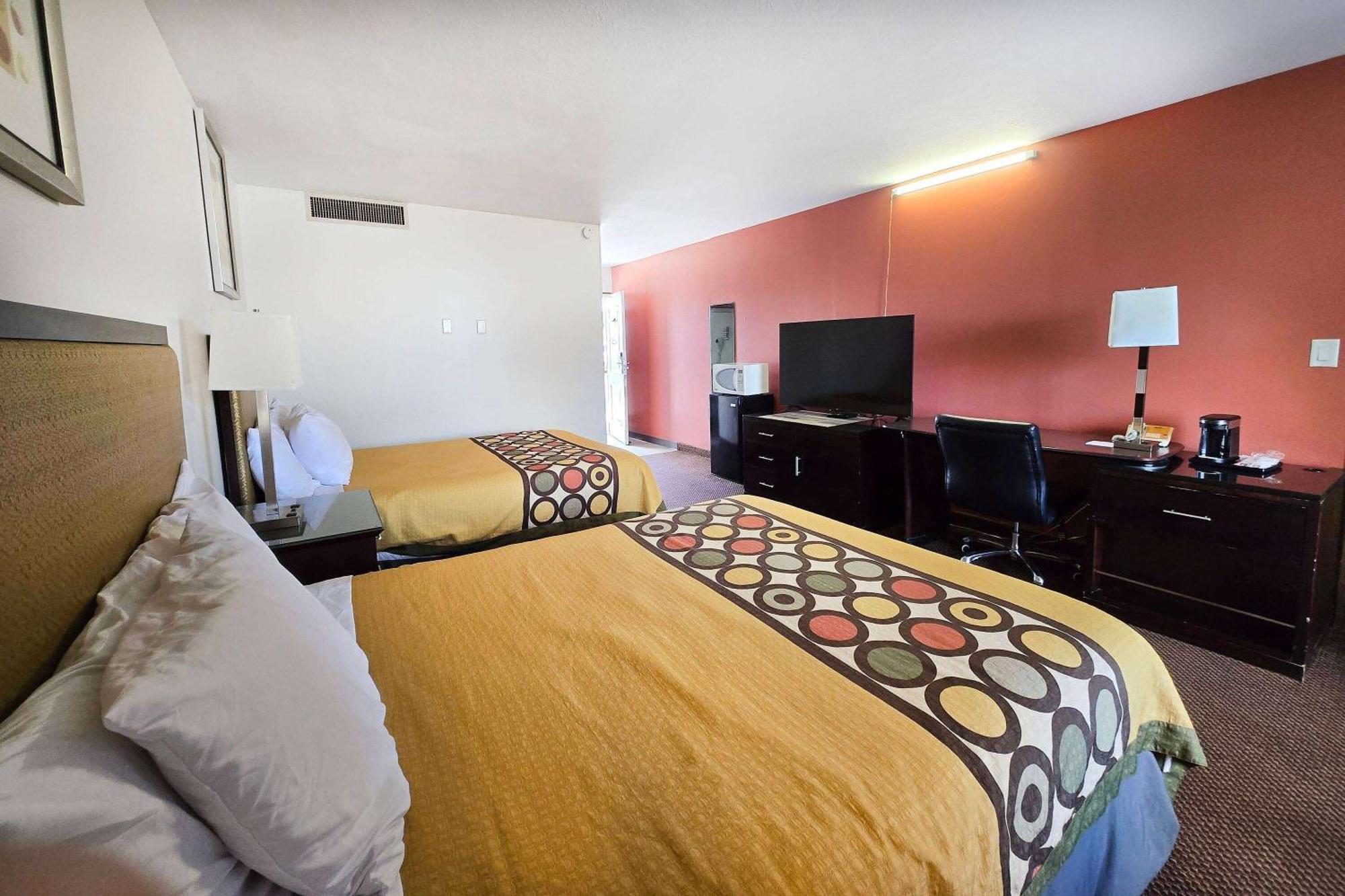 Travelodge By Wyndham 2* Oakley