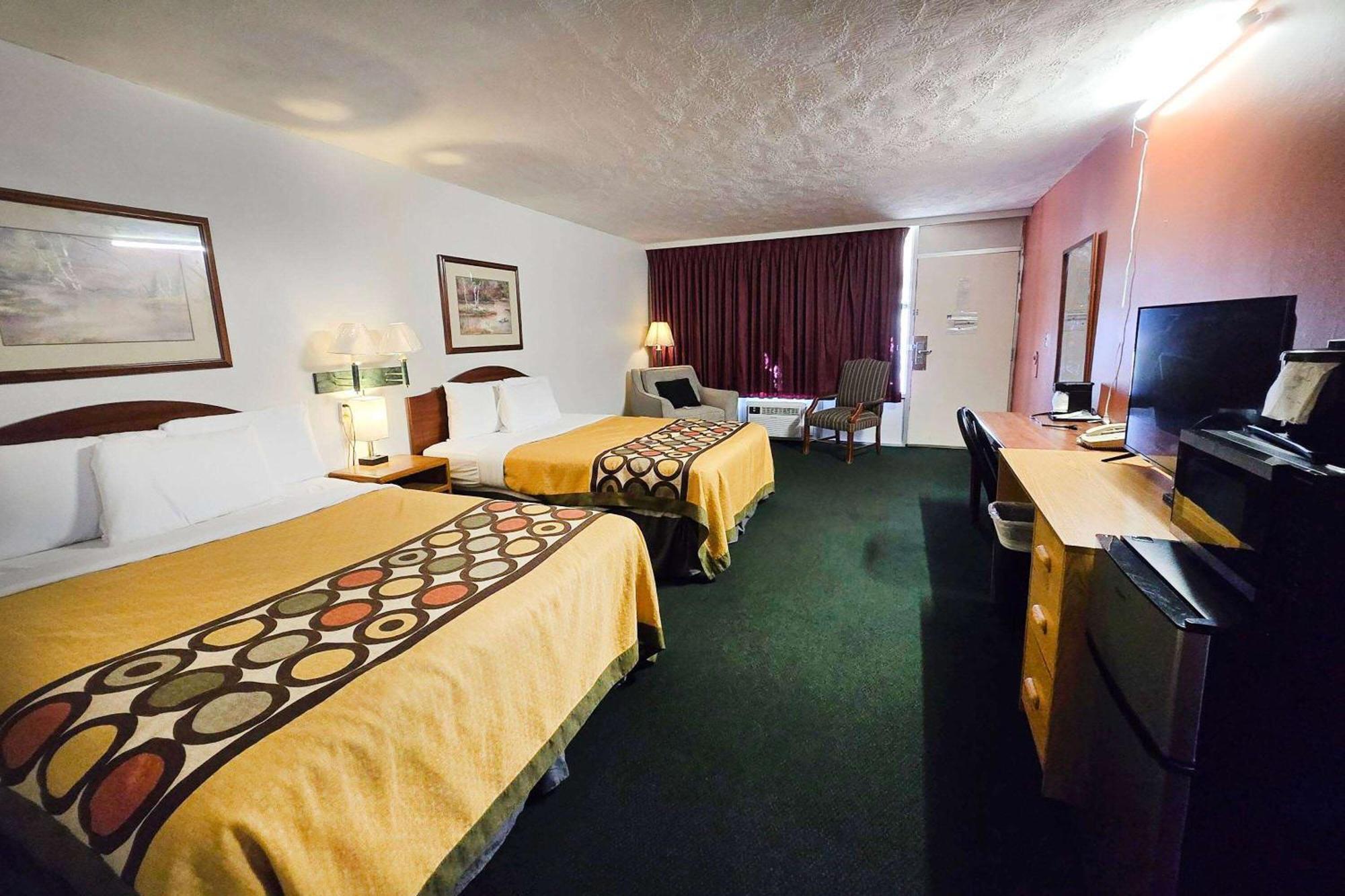 Travelodge By Wyndham Hotel 2*